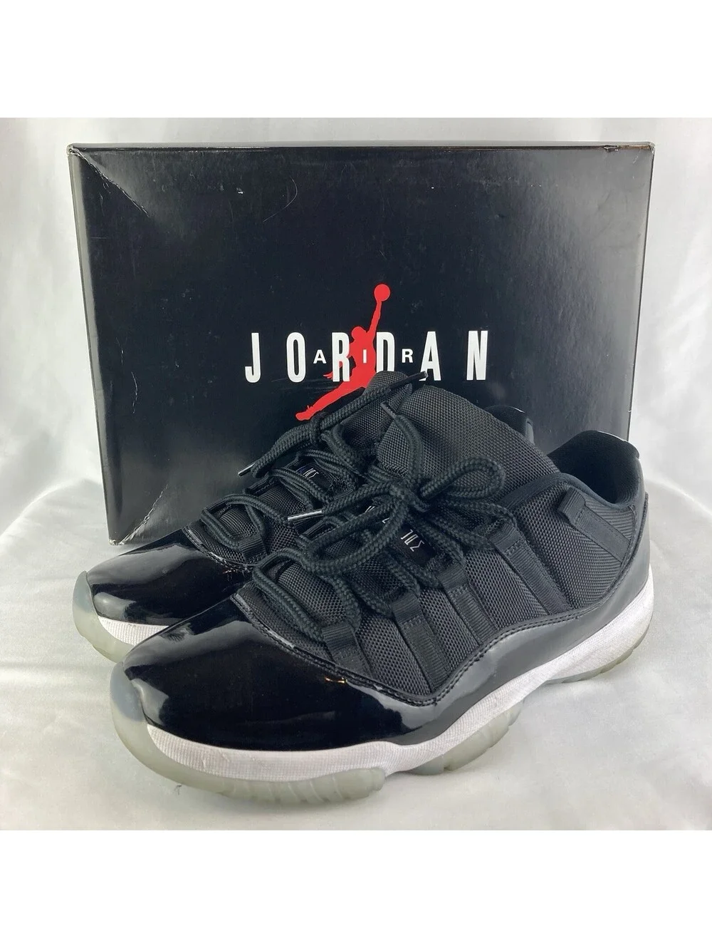 Mens Size 9.5 Nike Air Jordan 11 Retro Low Space Jam Black Clear Sole FV5104-004
